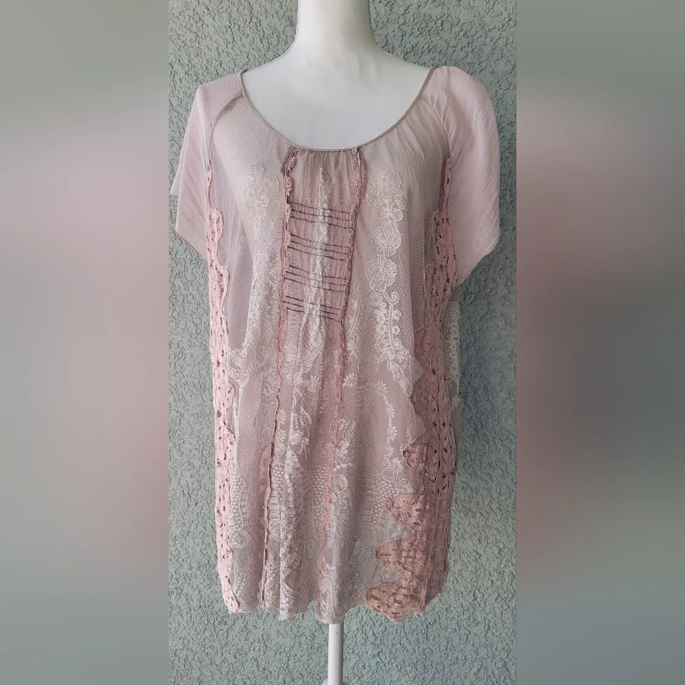 4 Love And Liberty Elegant Lace Top in Soft Pink - Picture 2 of 16